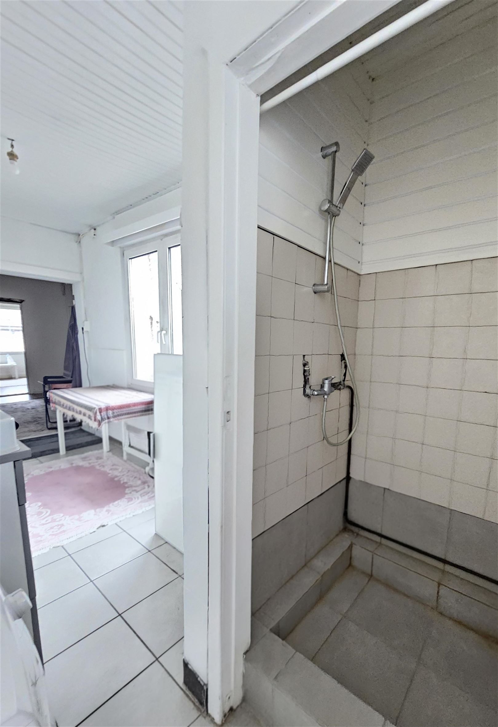 Woning ingedeeld in 3 appartementen foto 11