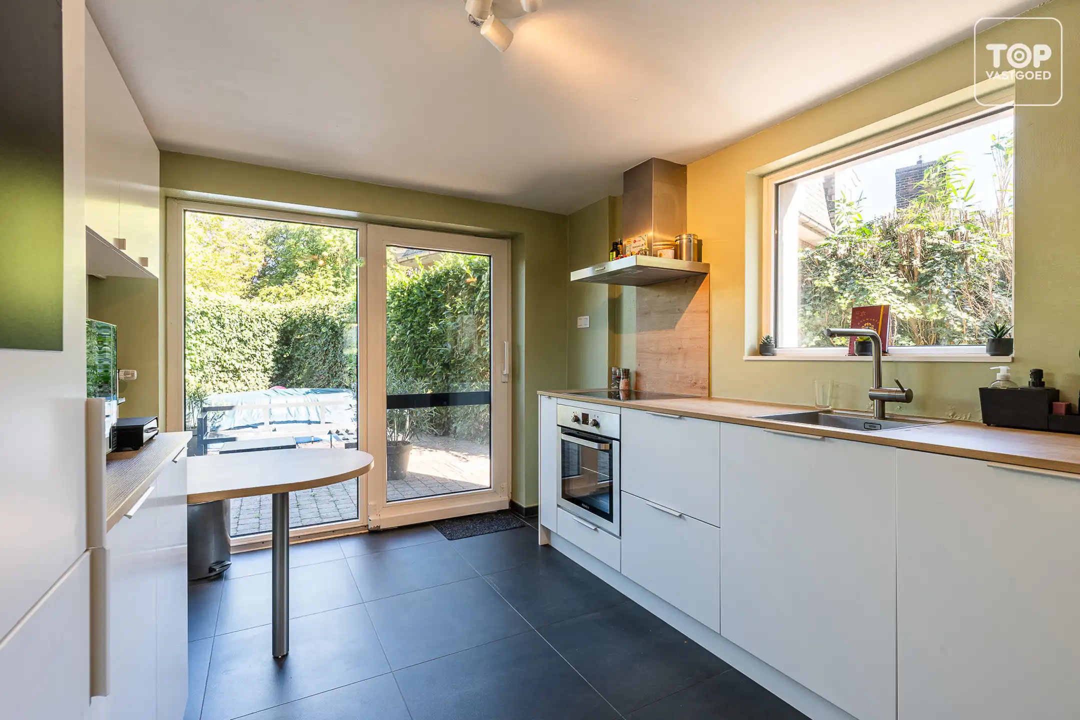 Charmante, instapklare woning in hartje Vinderhoute foto 11