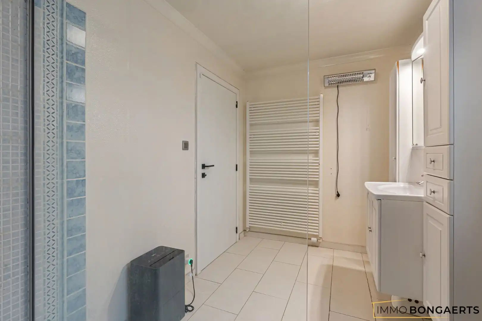 Gerenoveerde woning met 4 slaapkamers op rustige ligging foto 18