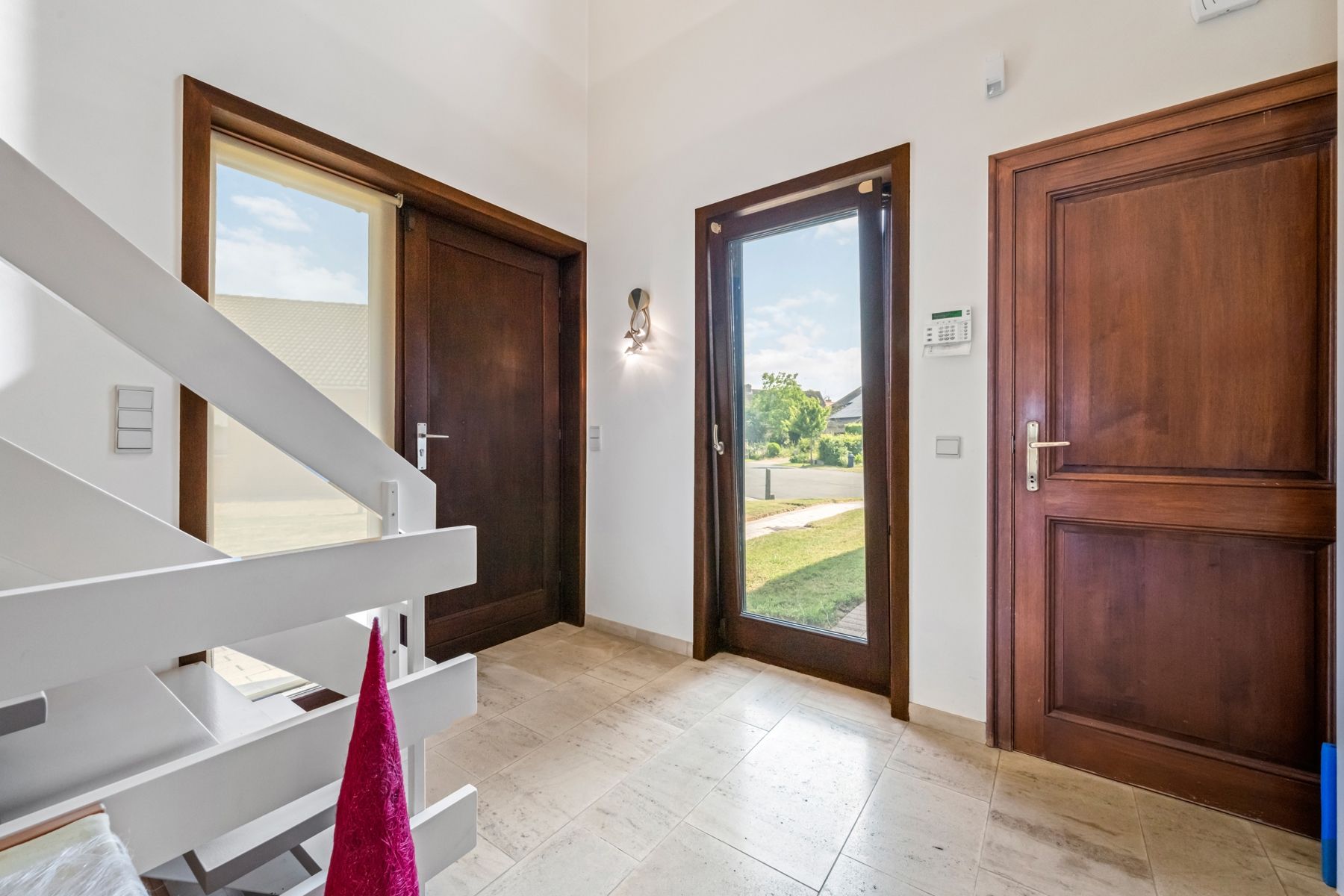 Te Sint-Kruis: Energiezuinige woning met ruimte en comfort. foto 5