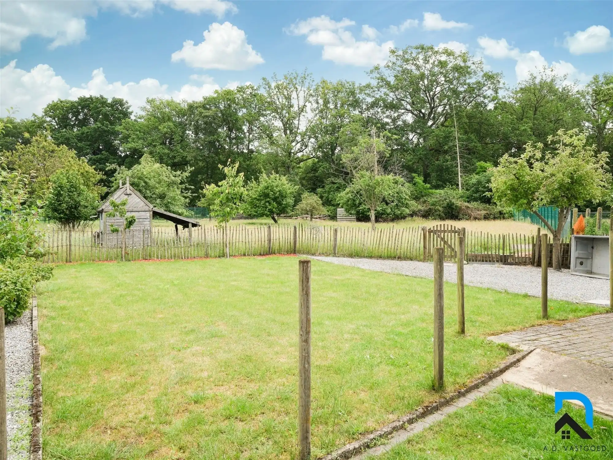 Ruime woning op toplocatie in Munsterbilzen foto 34