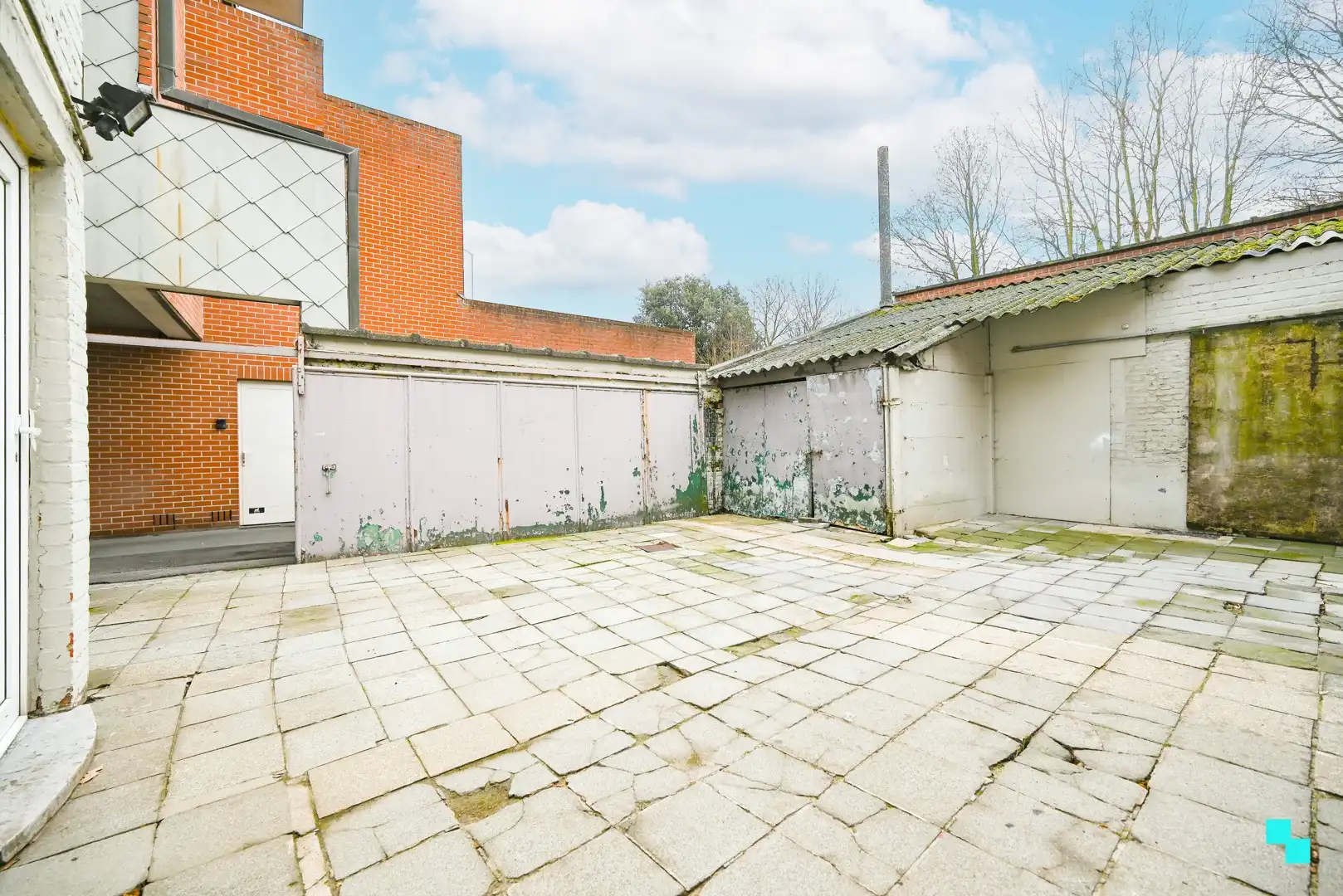 Handelspand met naastgelegen uitweg te Oostrozebeke foto 24