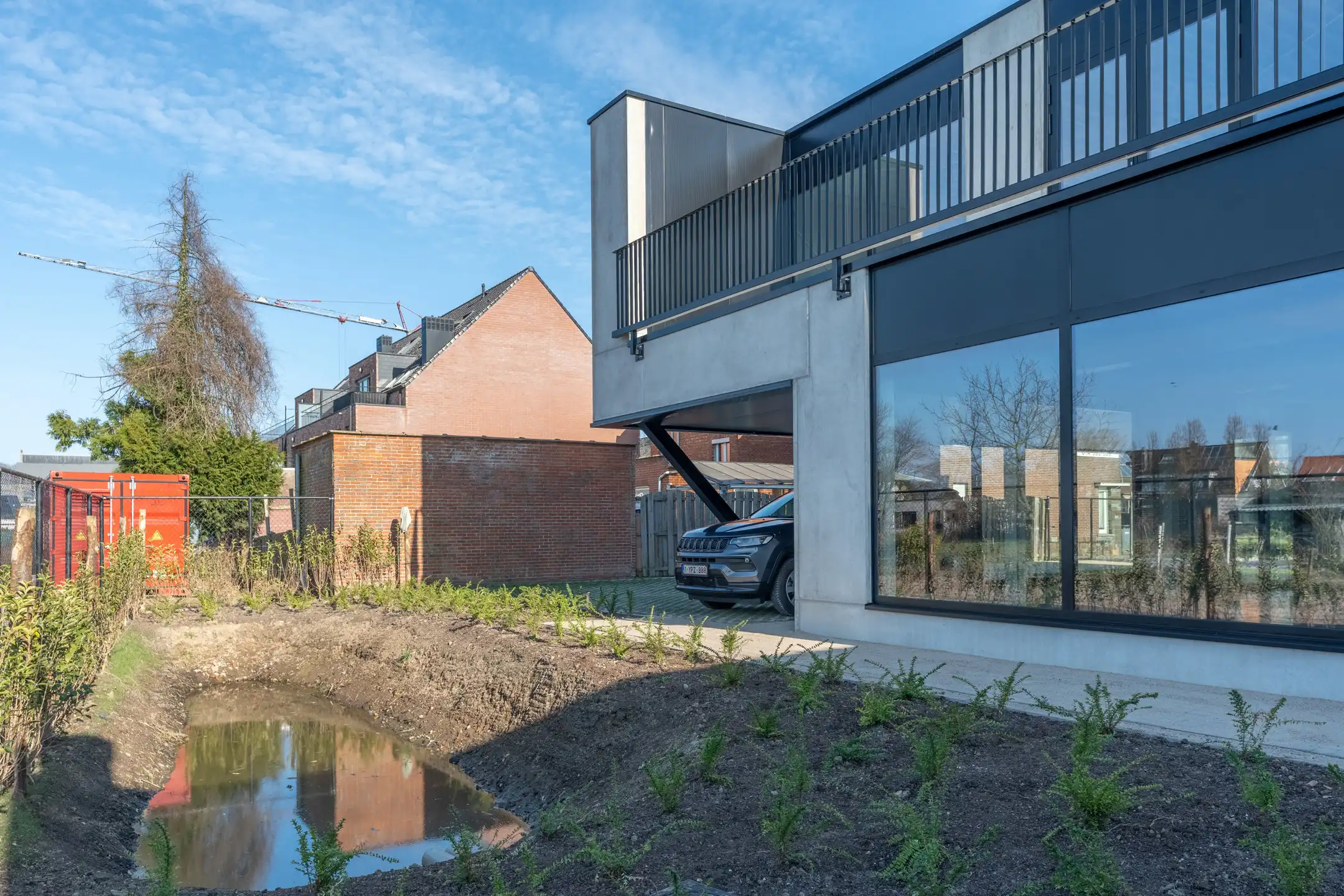 Nieuw handelspand van 245 m² met 5 pp op perceel van 605 m² foto 8