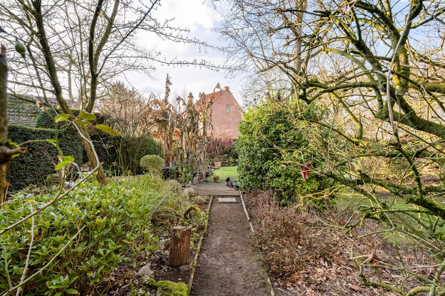 CHARMANTE WONING MET RUIME TUIN EN VIJVER I 4 SLPK I PUTTE foto 20