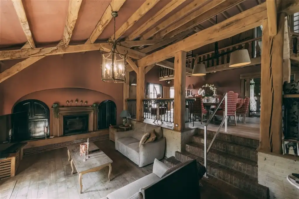 Magazijn met woning en uitbreidingsmogelijkheden foto 11
