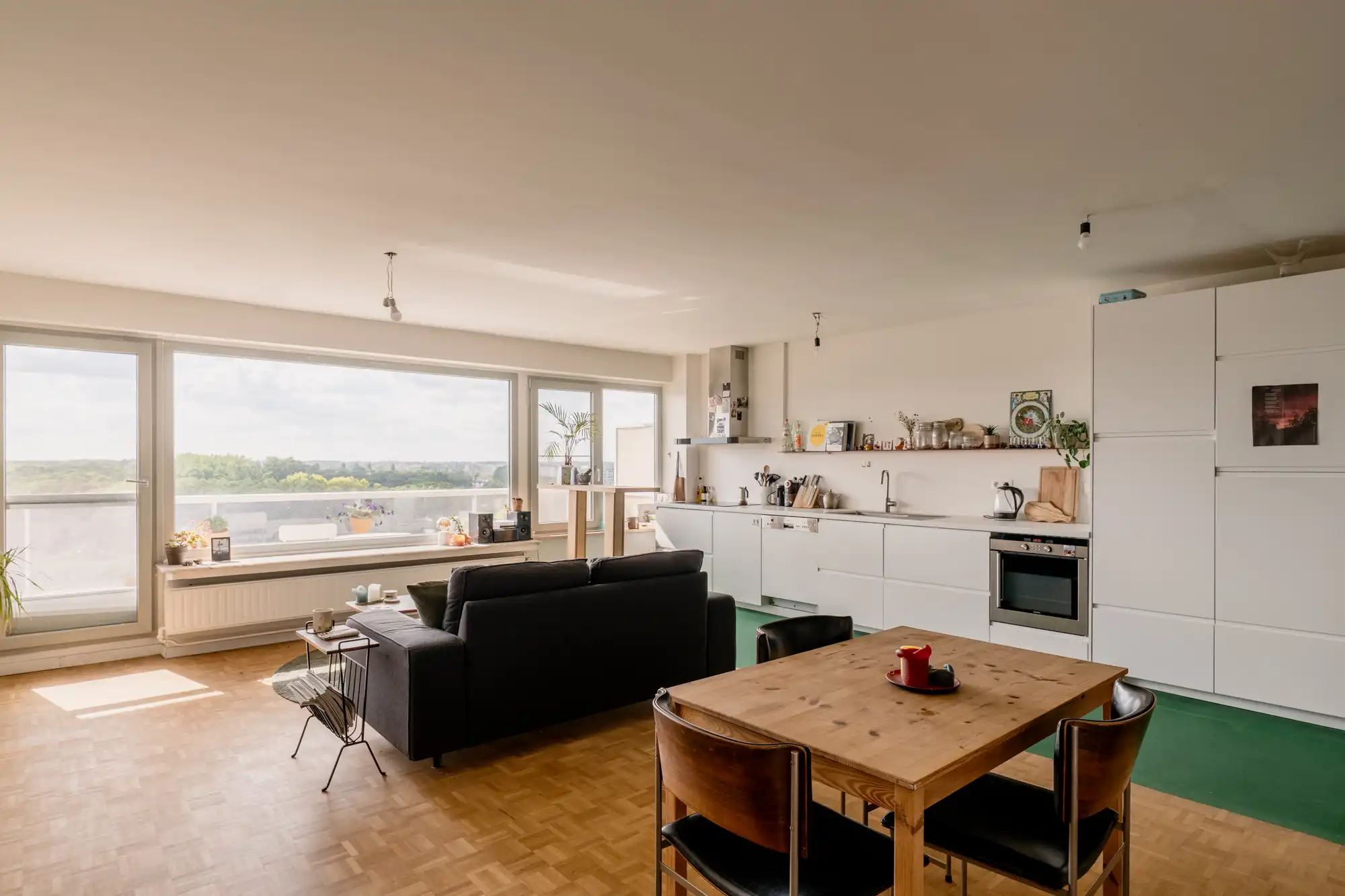 Appartement met verbluffend uitzicht over het Rivierenhof. foto {{pictureIndex}}