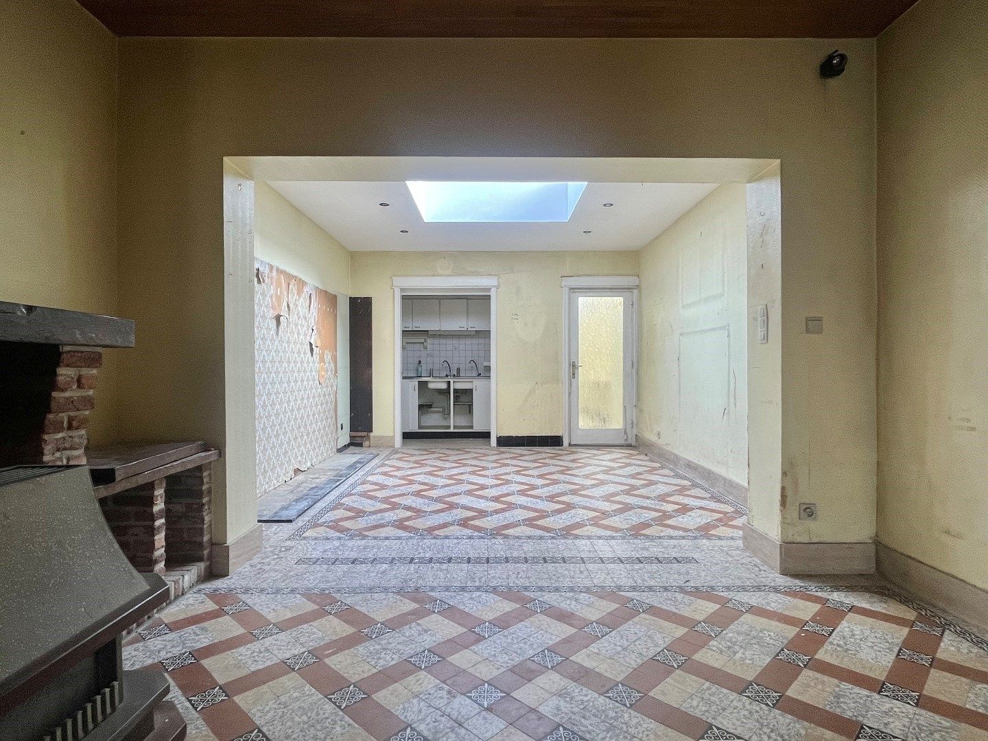 Op te frissen woning op ideale ligging!  foto 2