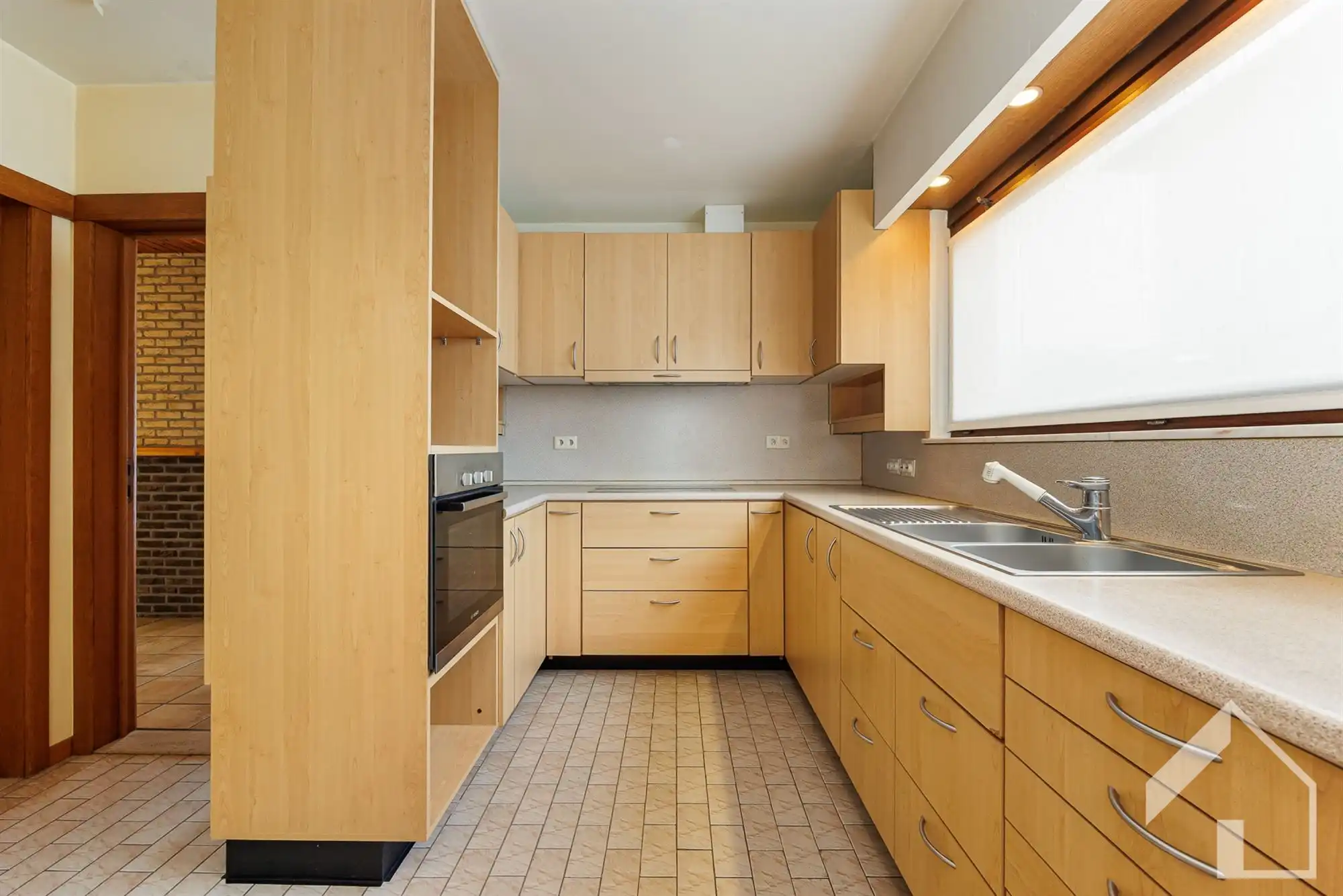 Open bebouwing in een rustige wijk! foto 14