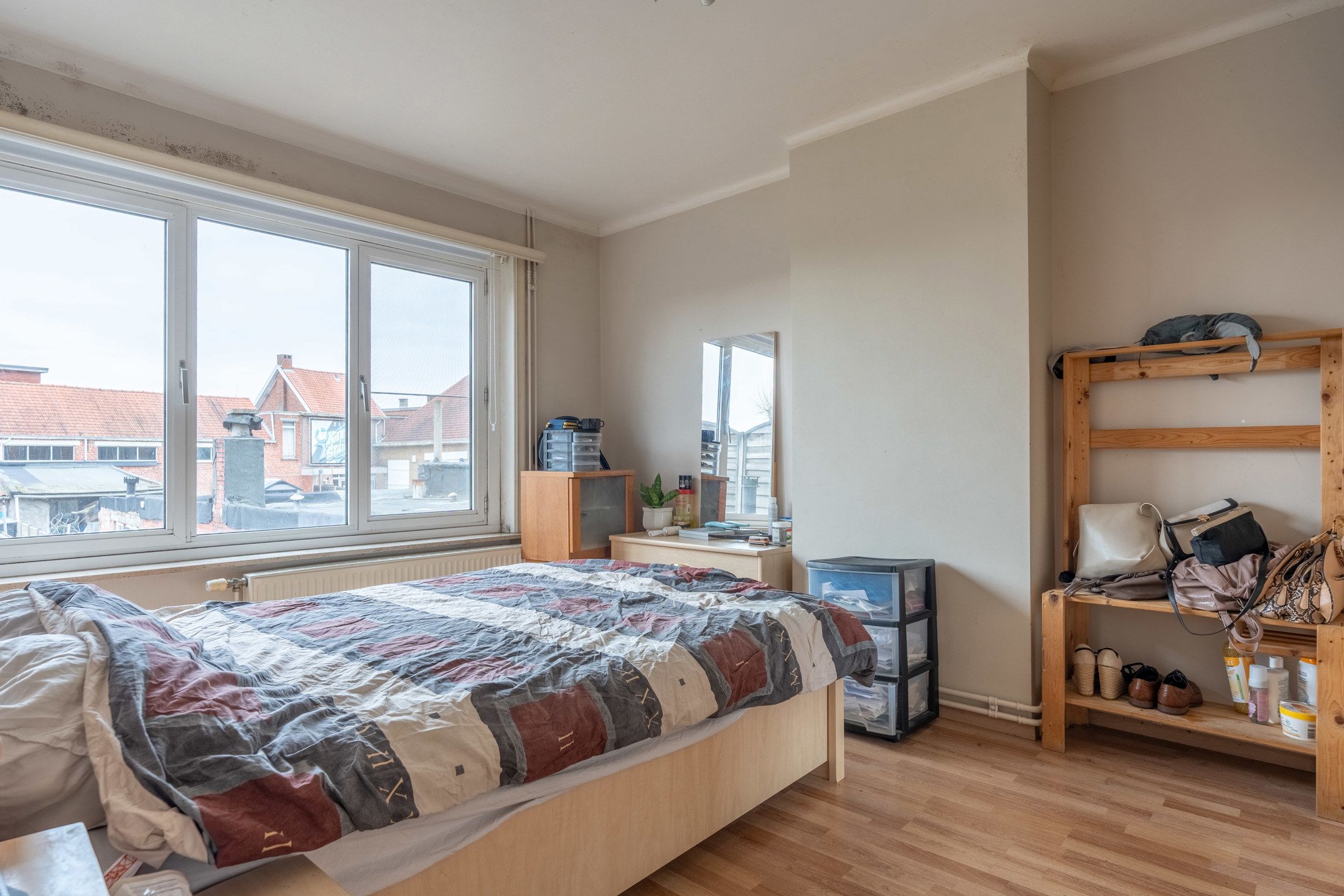 Op te frissen gezinswoning met 4 slaapkamers te Turnhout. foto 11