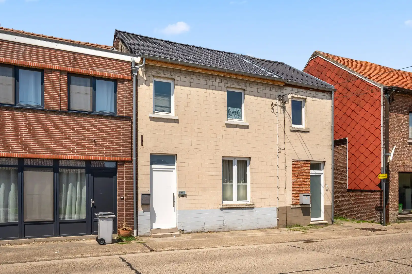 Instapklare rijwoning in het landelijke Linter, 2 slaapkamers, met tuin foto 3