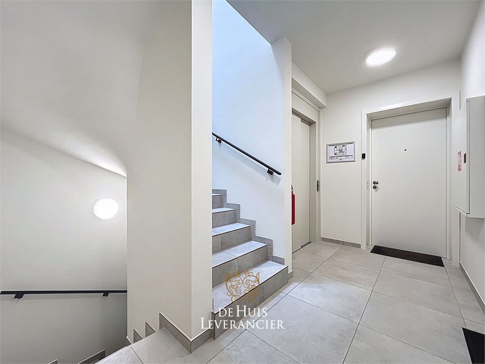 Discrete luxe & tijdloze elegantie : subliem nieuwbouwappartement met terras en gemeenschappelijk tuin te koop in Boechout foto 30