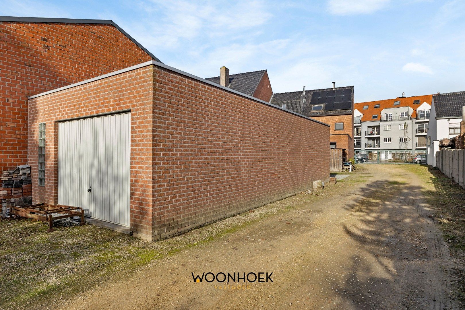 Instapklare 3-slpk halfopen bebouwing met dubbele garage  foto 25