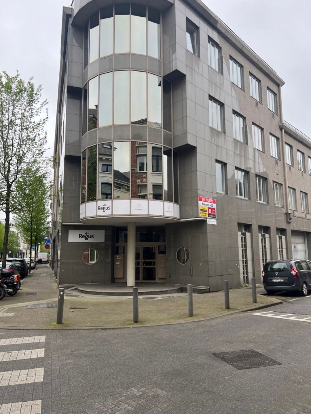 Te Huur Kantoor en Magazijn te Antwerpen Centrum foto 1