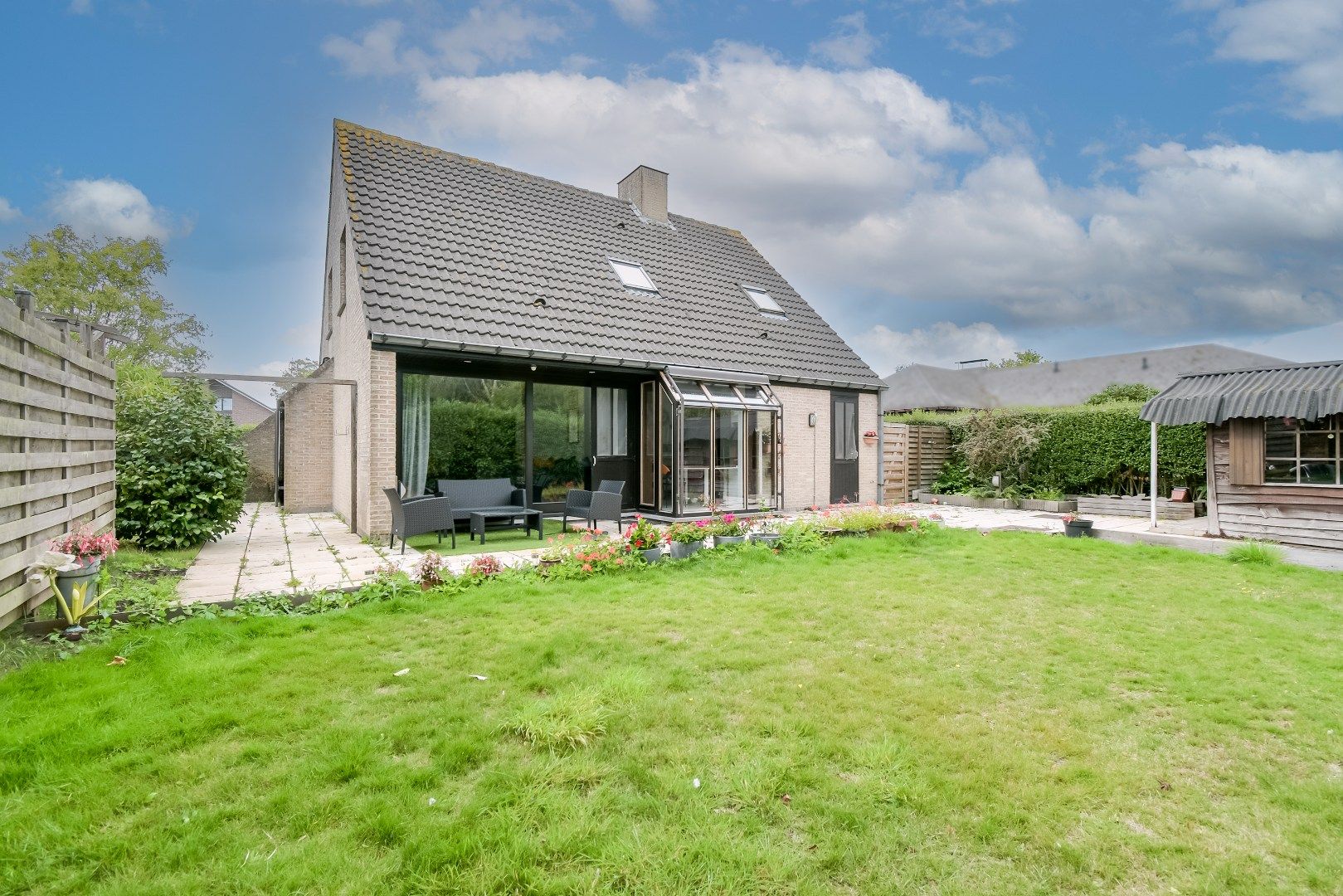 Gezellige woning omgeven door groen! foto 17