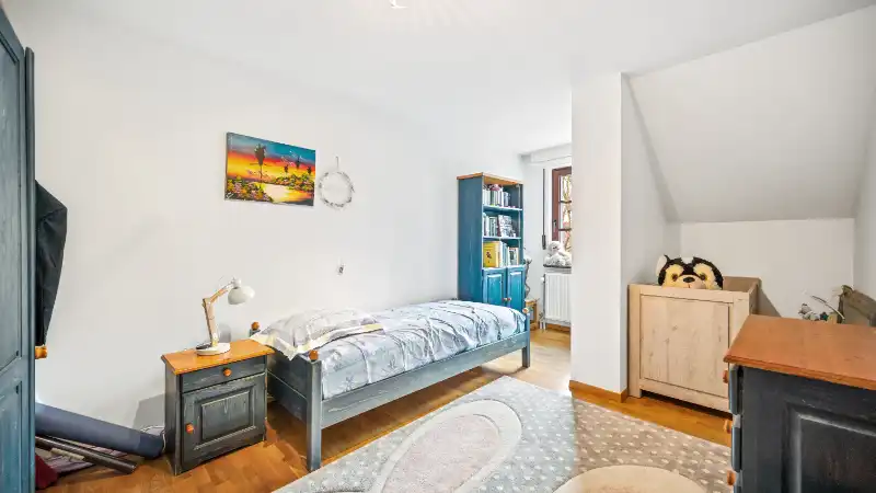 Ruime villa van 336m² op 1 hectare 45 are met vijver foto 27