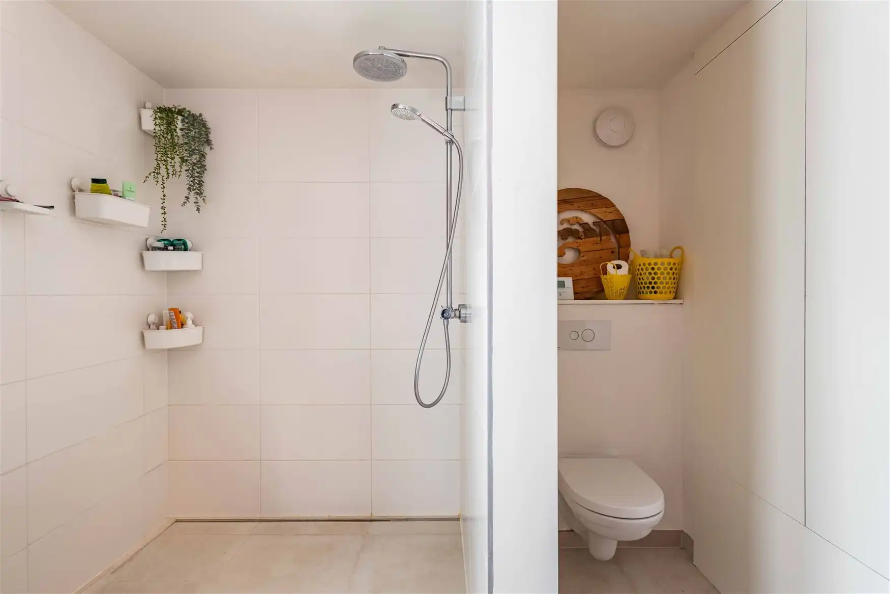 Een huis met karakter. Een tuin met sfeer foto 19