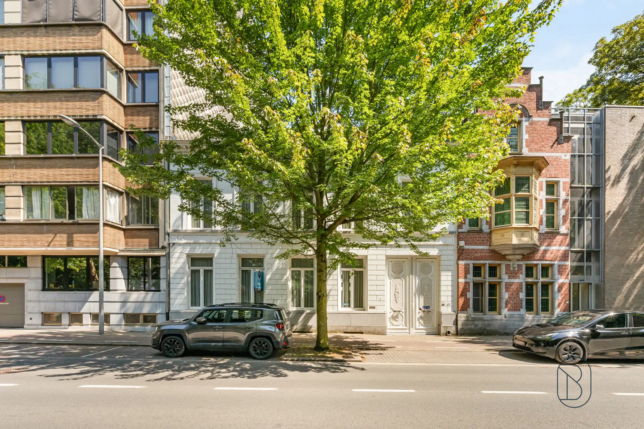 Charmante herenwoning met 5 slk en prachtige stadstuin  foto 2