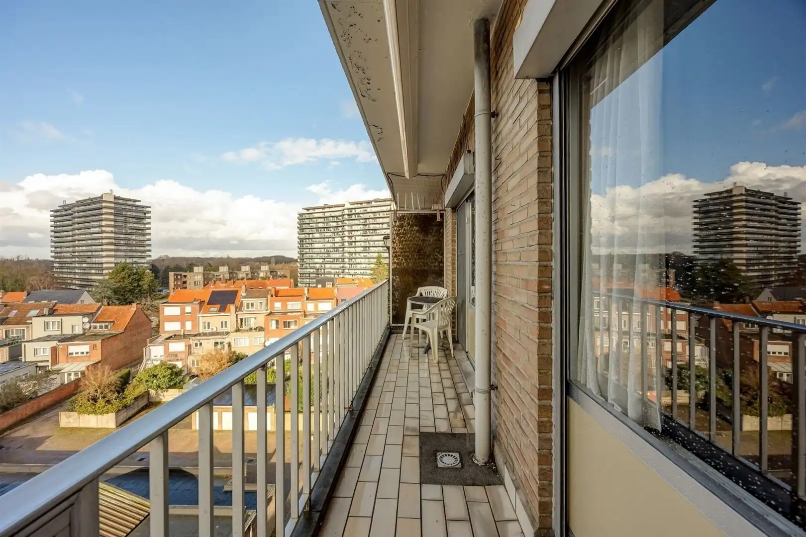 Centraal gelegen appartement met AIRCO, 2 slaapkamers en dressing. foto 16