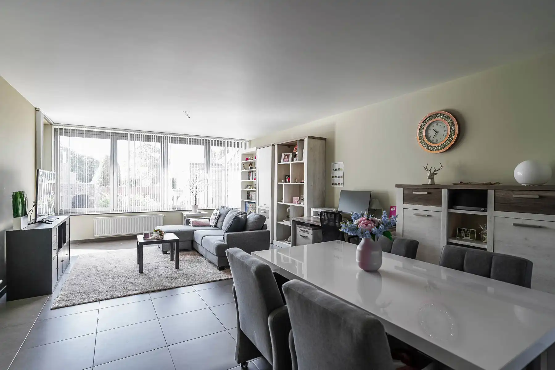 Knap duplex appartement met terras en garage te Malderen foto 4