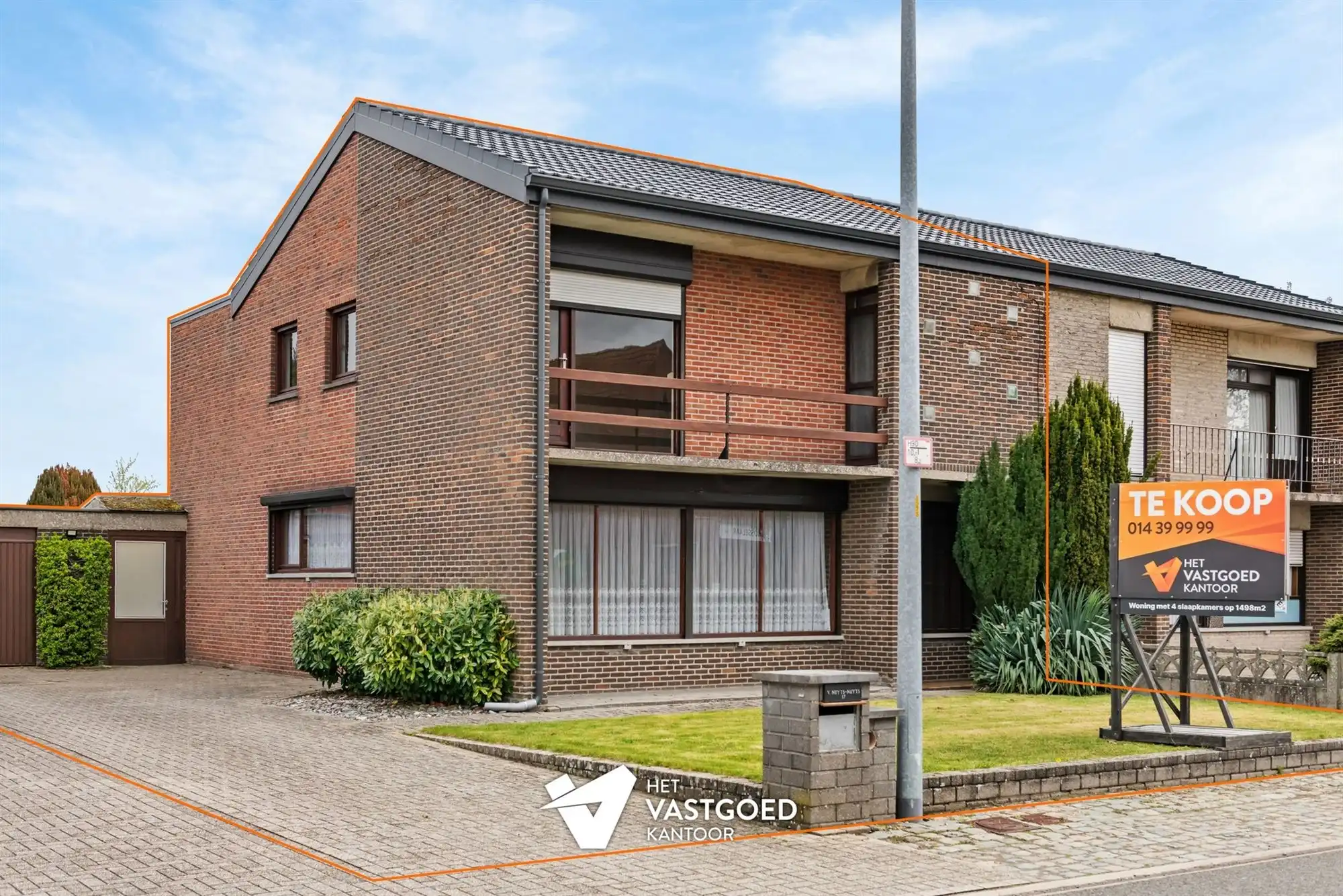 Hoofdfoto van de publicatie: RUIME WONING (4 SLPKS) OP RUIM PERCEEL 1498M2