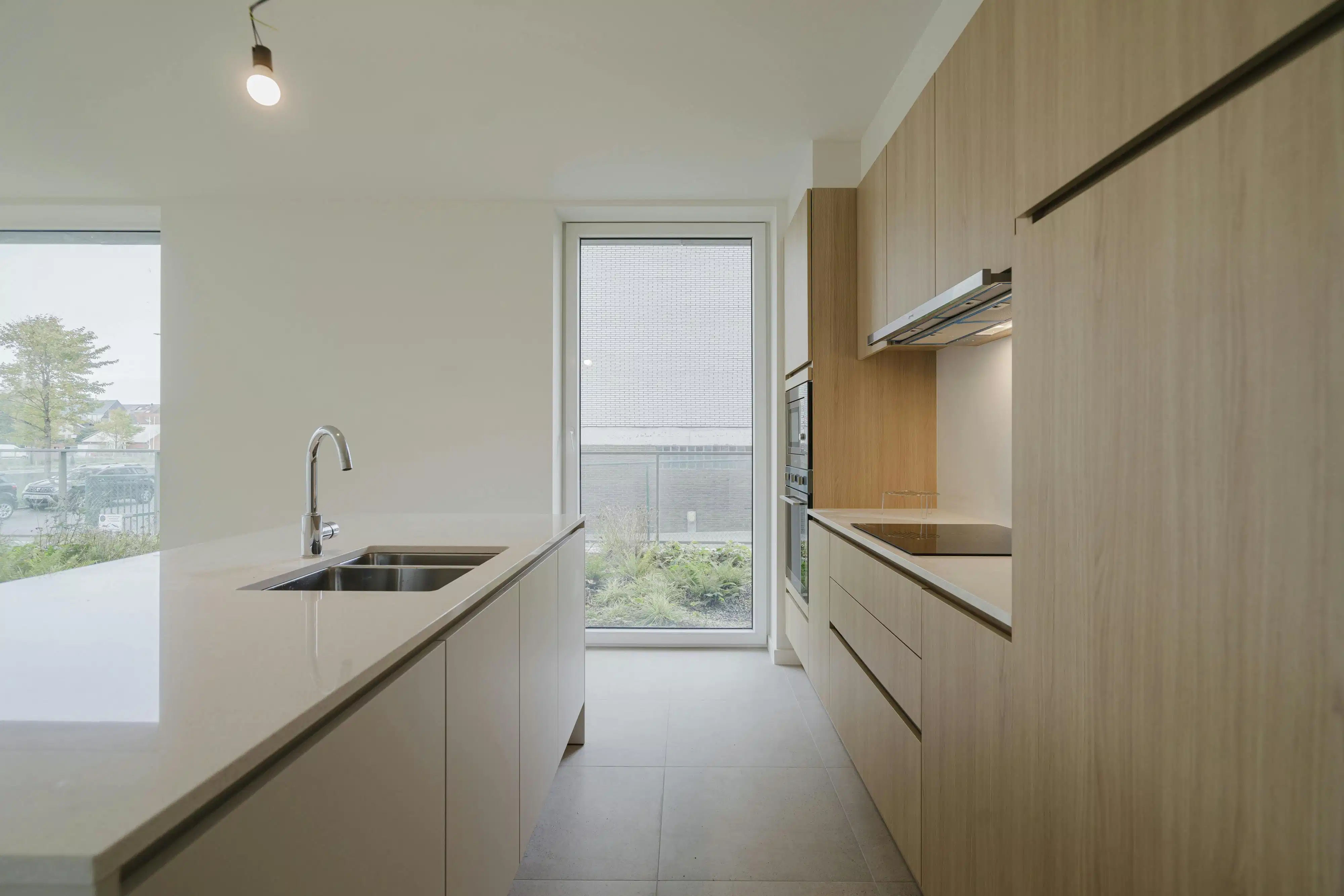 3-slaapkamerappartement te koop aan het water te Harelbeke foto {{pictureIndex}}