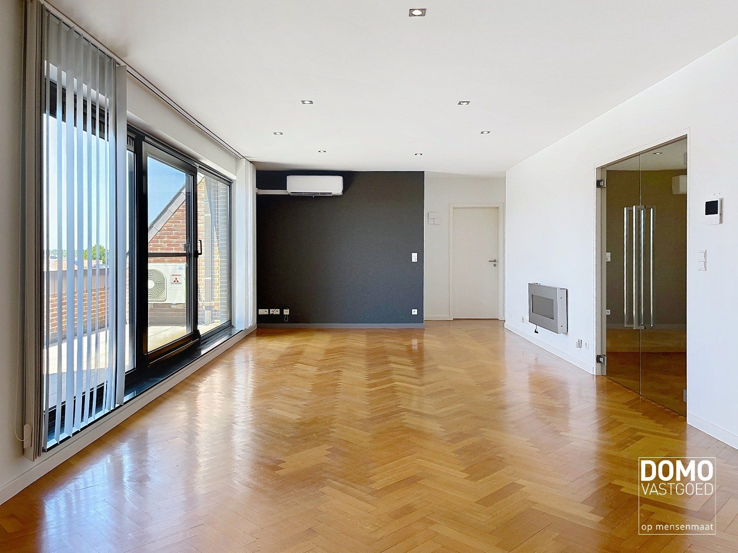 Gerenoveerd appartement in het centrum van Kuringen – 118m² - EPC label: C foto 3