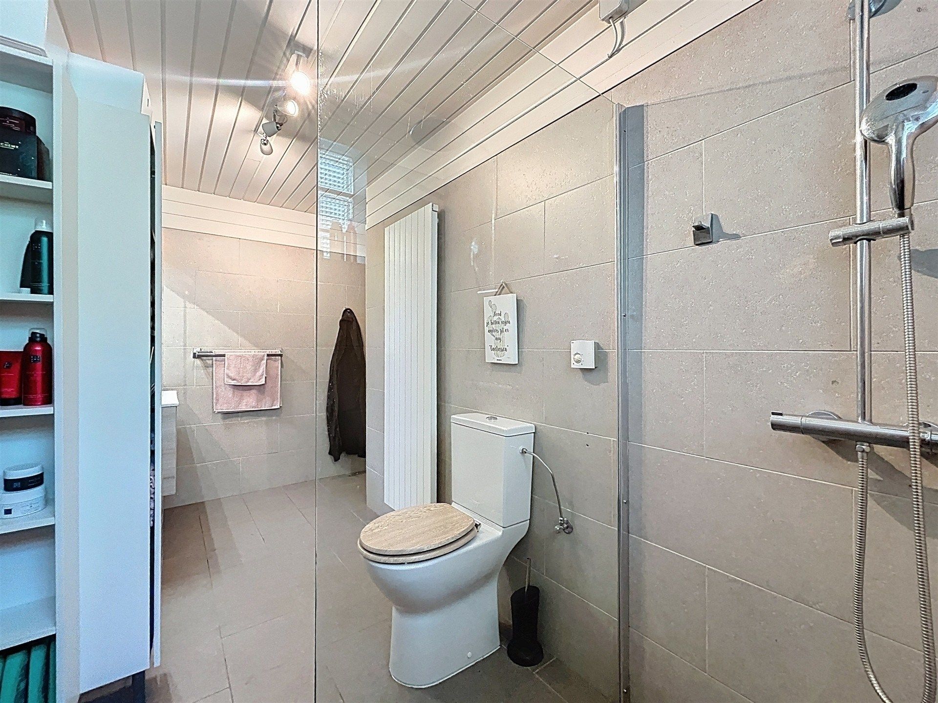 Charmante instapklare open bebouwing op perceel van 1050 m² foto 9