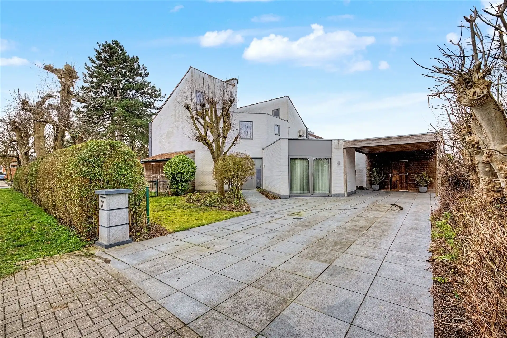 Stijlvolle gezinswoning met 3 slaapkamers en thuiskantoor (926m²) foto 35