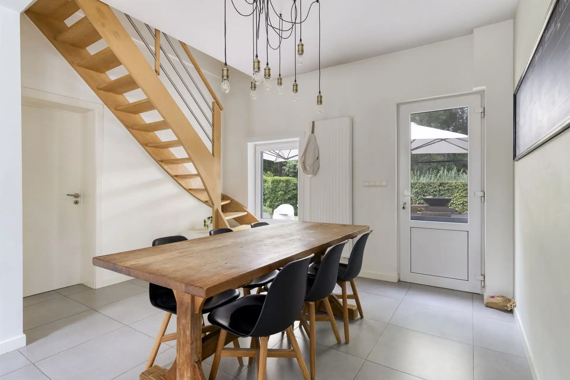 Prachtige woning op een zeer rustige locatie  foto 11