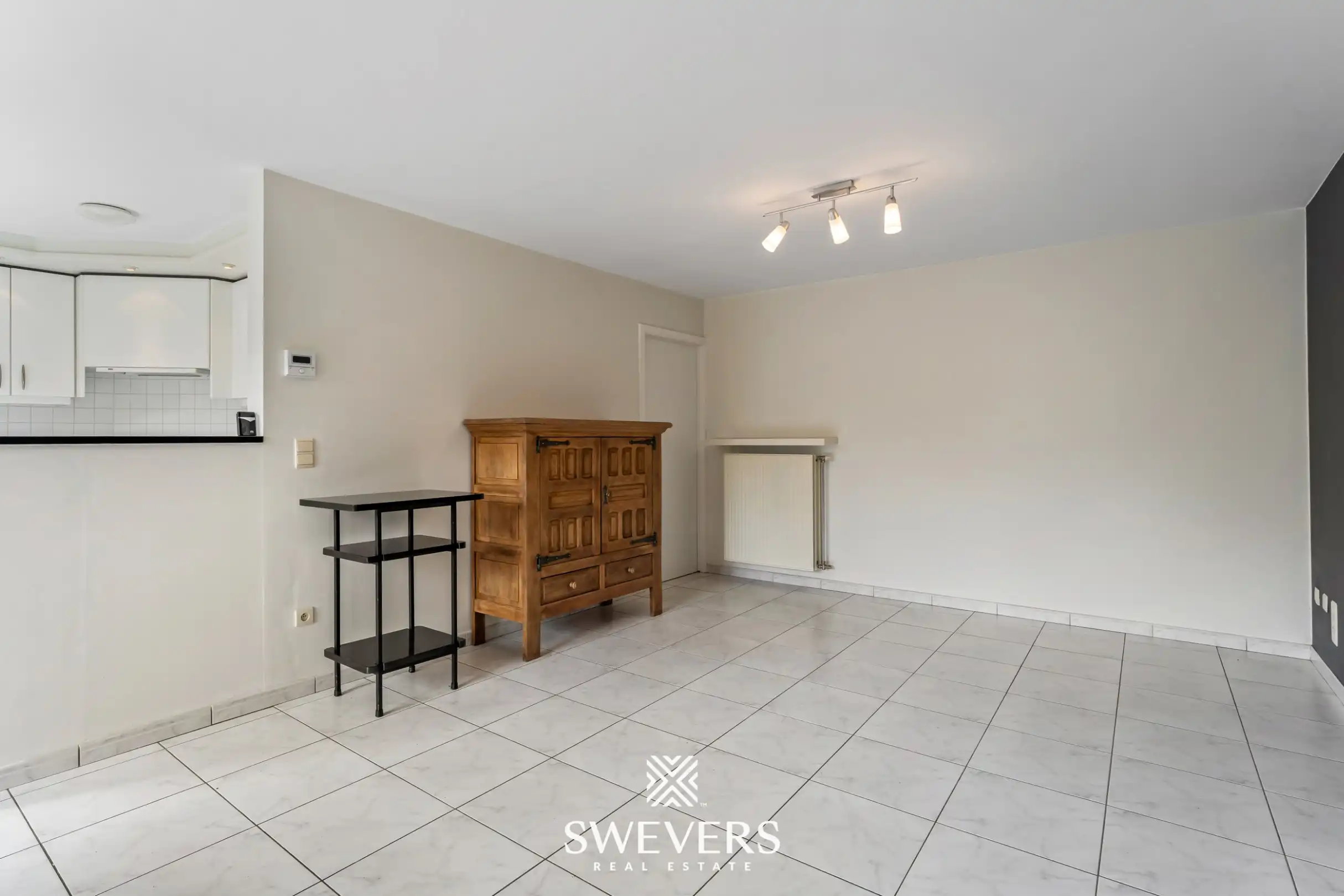 Goed onderhouden woning met twee slaapkamers, nabij de autostrade foto 3