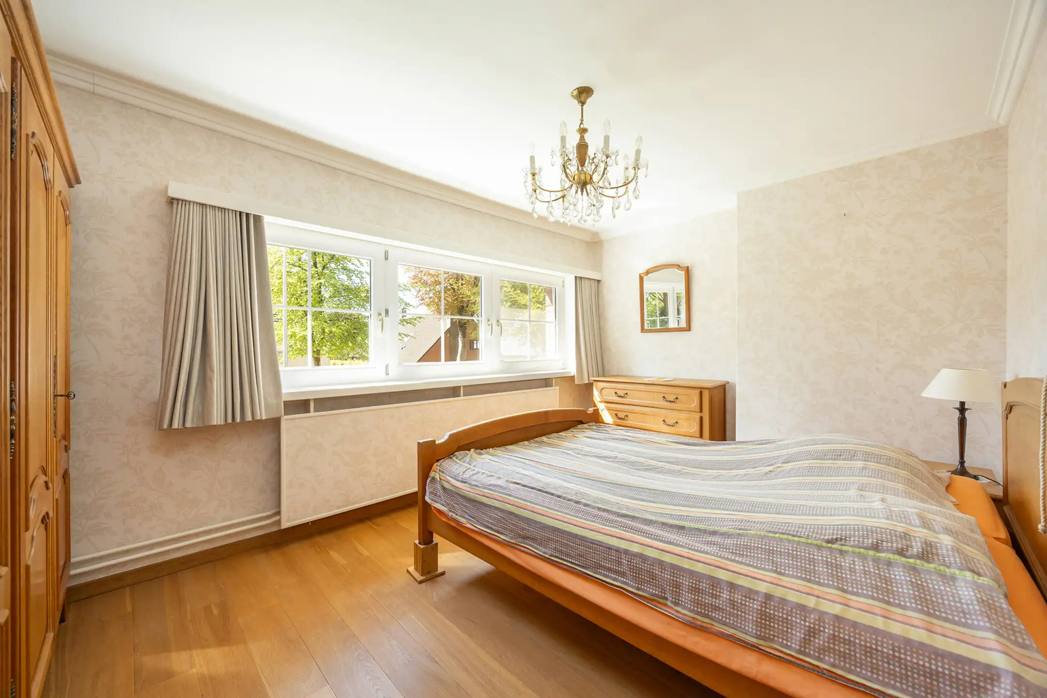 Charmante woning met 4 slpks op 742 m² met achteringang foto 21