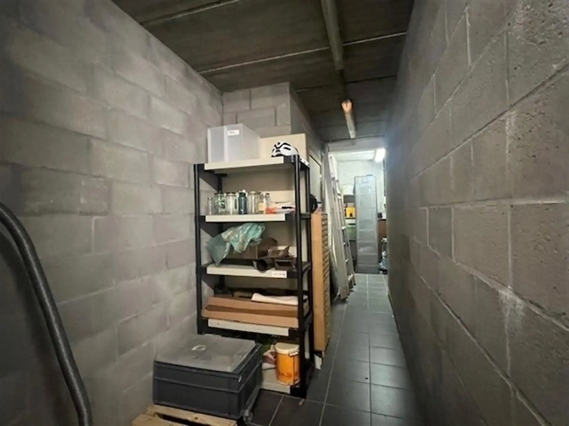 Instapklaar handelsglv met tuin nabij station. foto 12