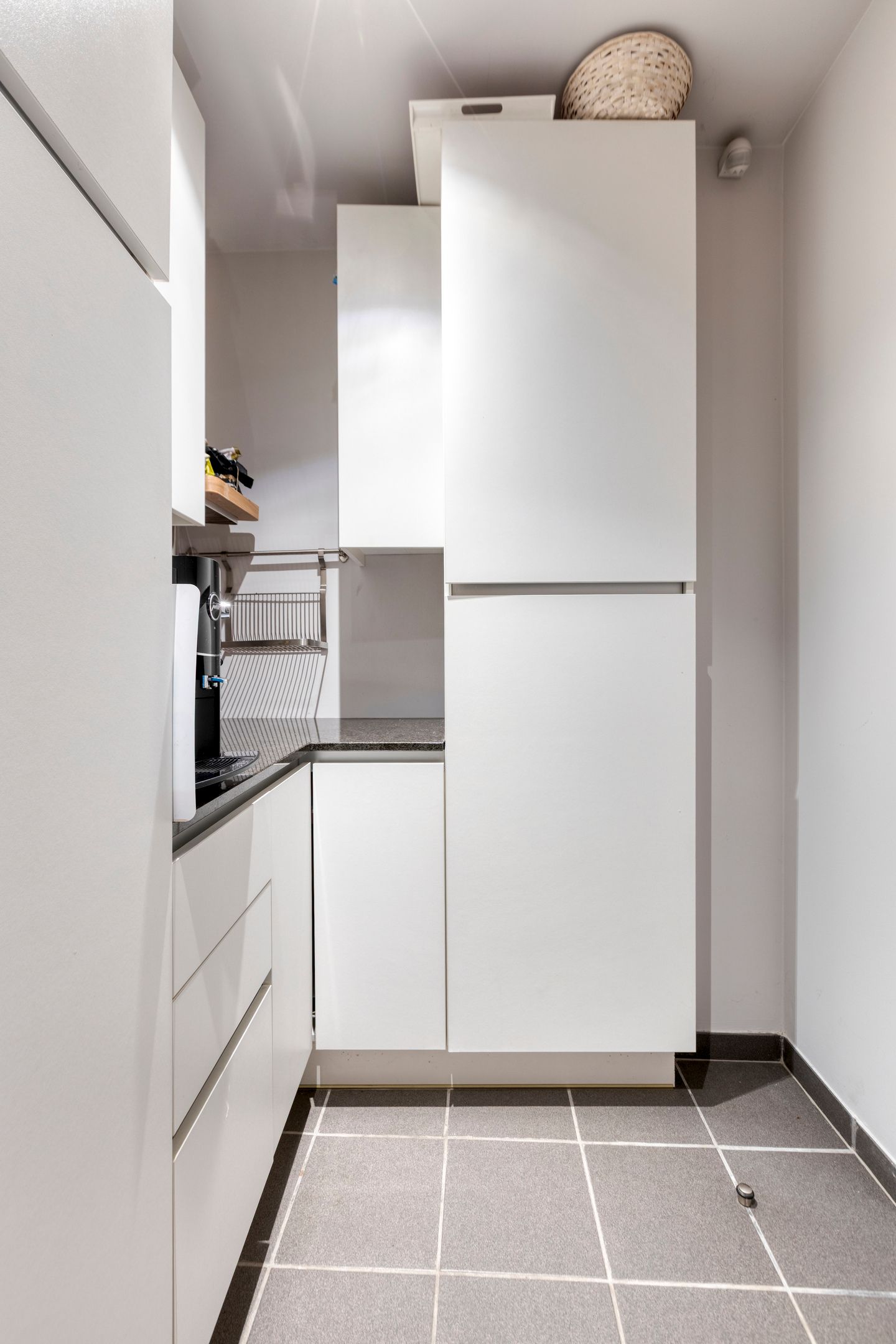 Gerenoveerde herenwoning met garage foto 11