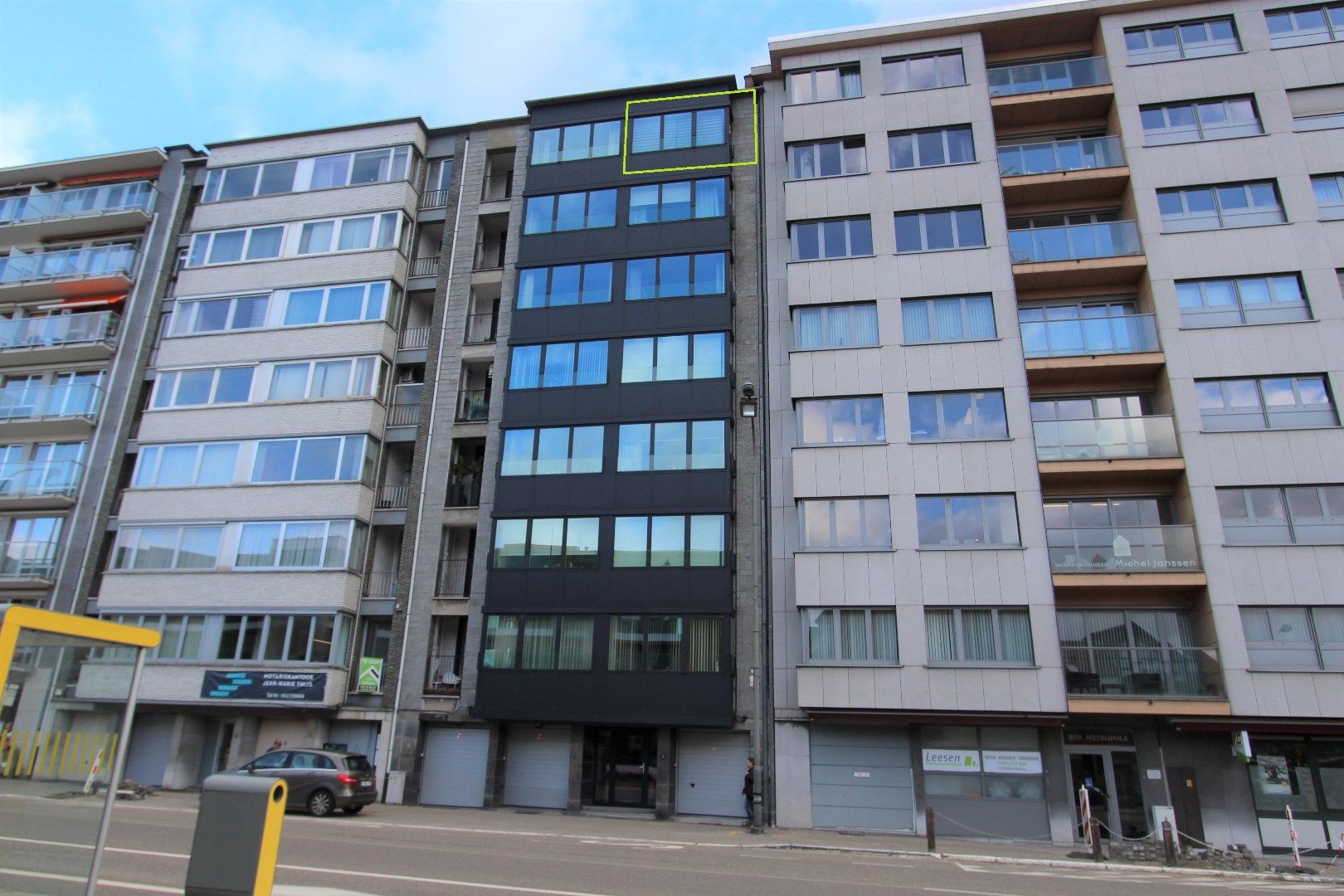 APPARTEMENT IN HET CENTRUM MET PRACHTIG UITZICHT foto {{pictureIndex}}