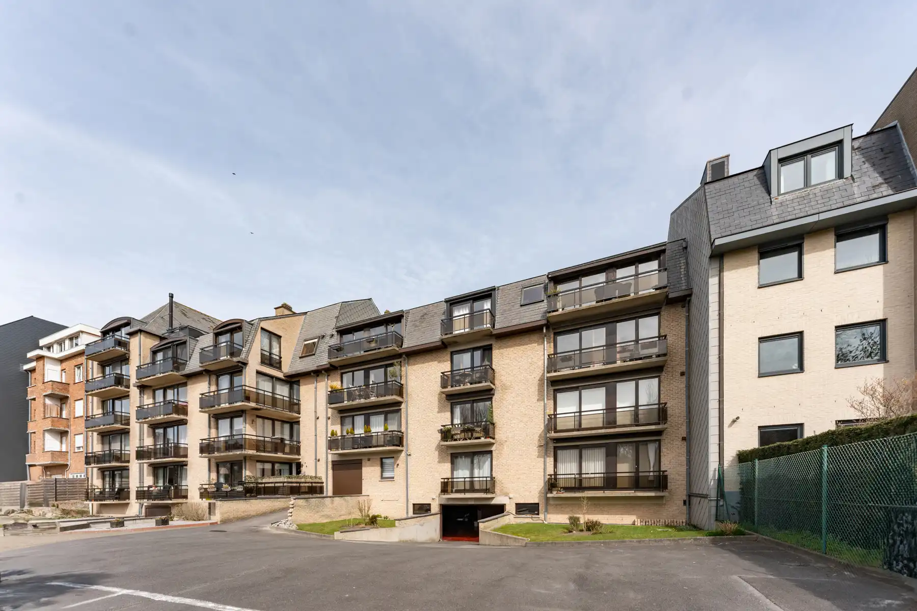 Gesloten garagebox in centrum Koksijde-Bad foto 6