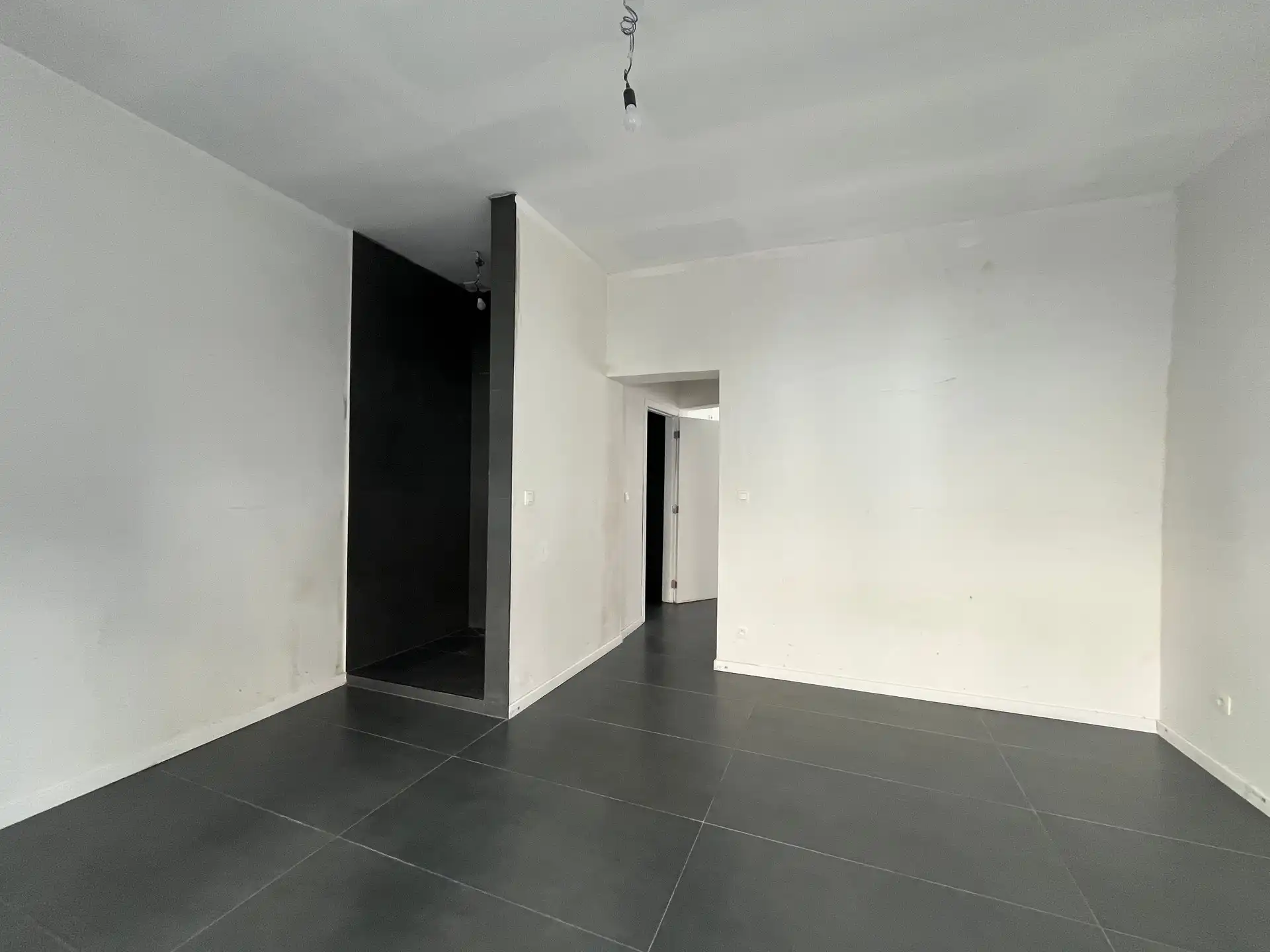 Vernieuwd  gebouw met 3 appartementen - gelegen nabij de Troonplaats! foto 11