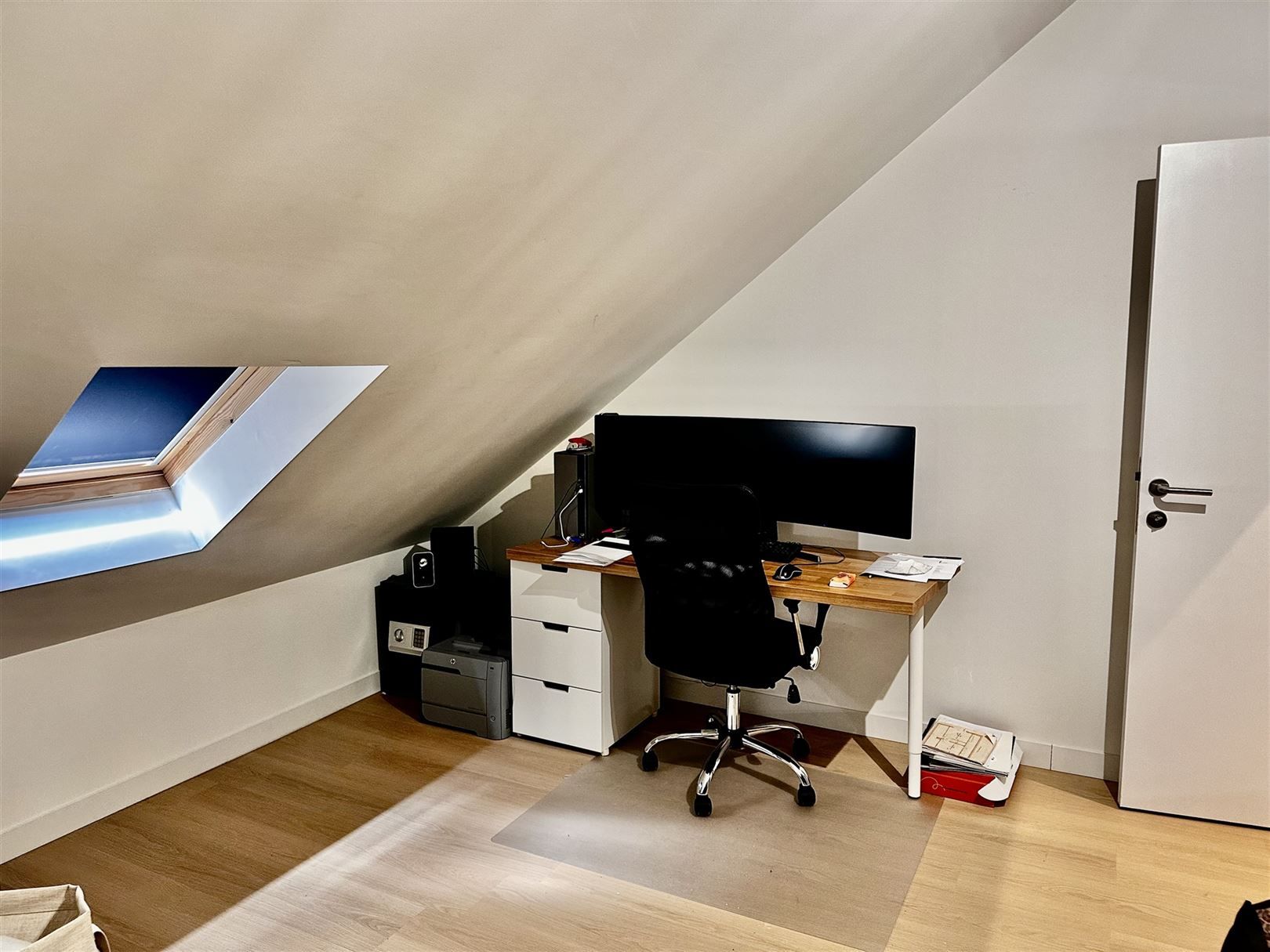 Gerenoveerde woning te huur nabij centrum Ronse. foto 7