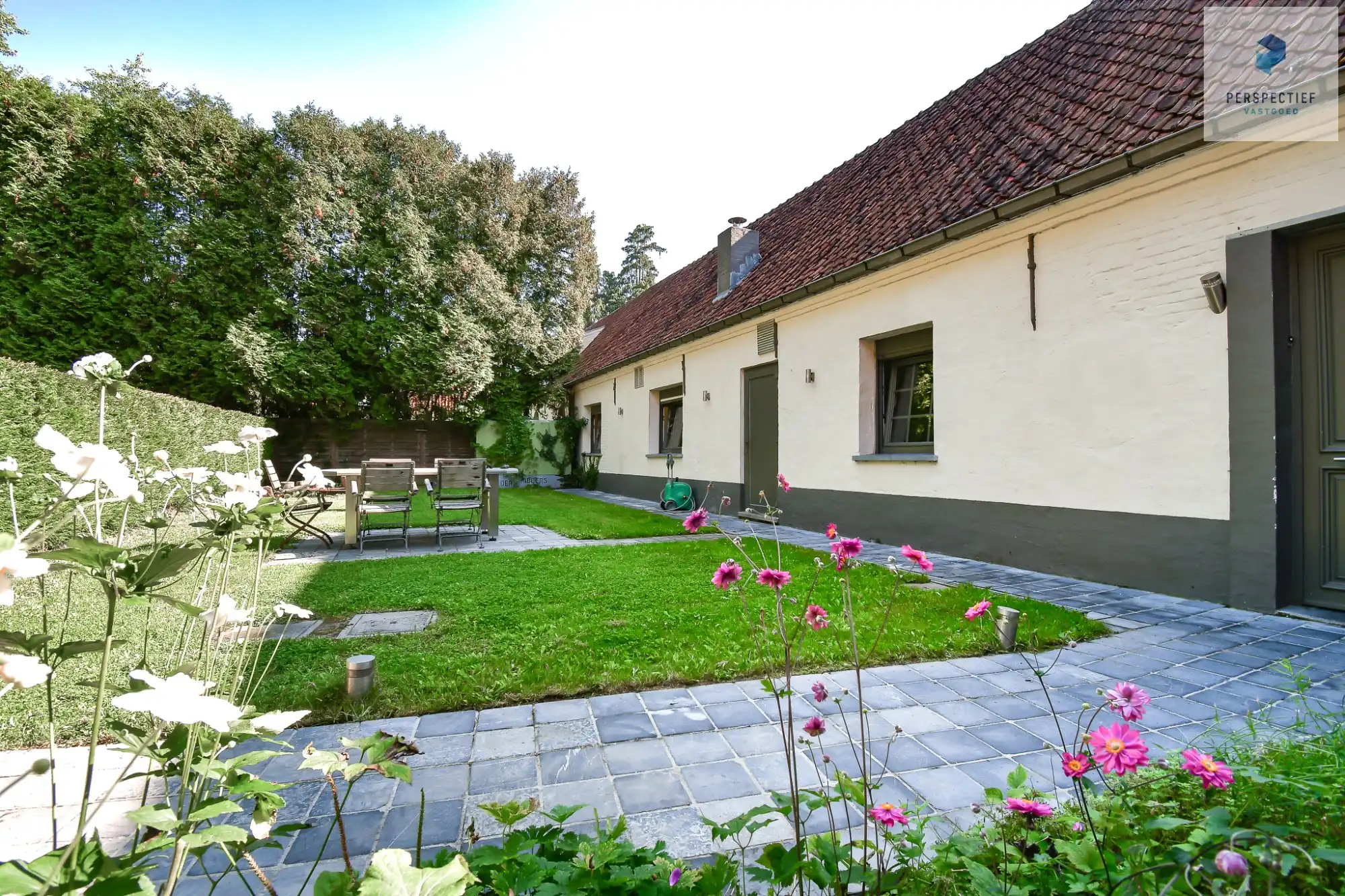 Charmante hoevetje met grote tuin foto 3
