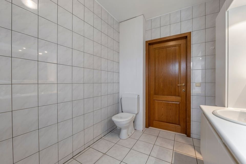 RUIM APPARTEMENT MET UITZONDERLIJK TERRAS VAN +50M² IN SINT-TRUIDEN foto 28