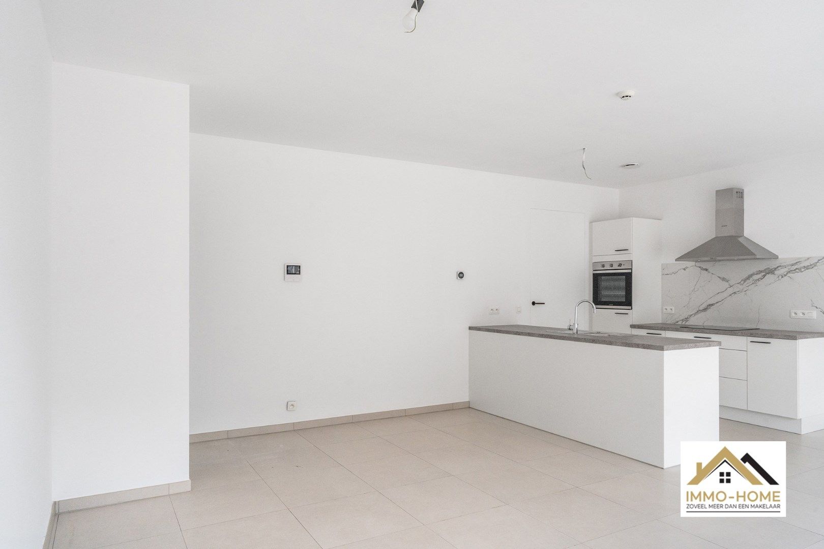 Modern gelijkvloers appartement!! foto 8
