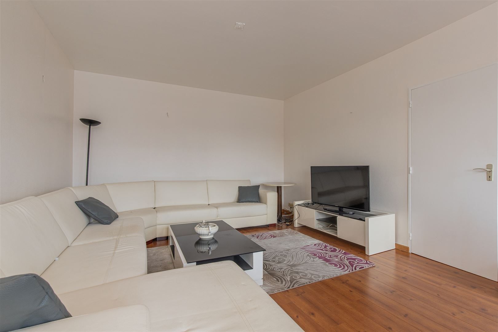 Appartement met 2 SLP en parkeerplaats te Machelen/Diegem! foto 3