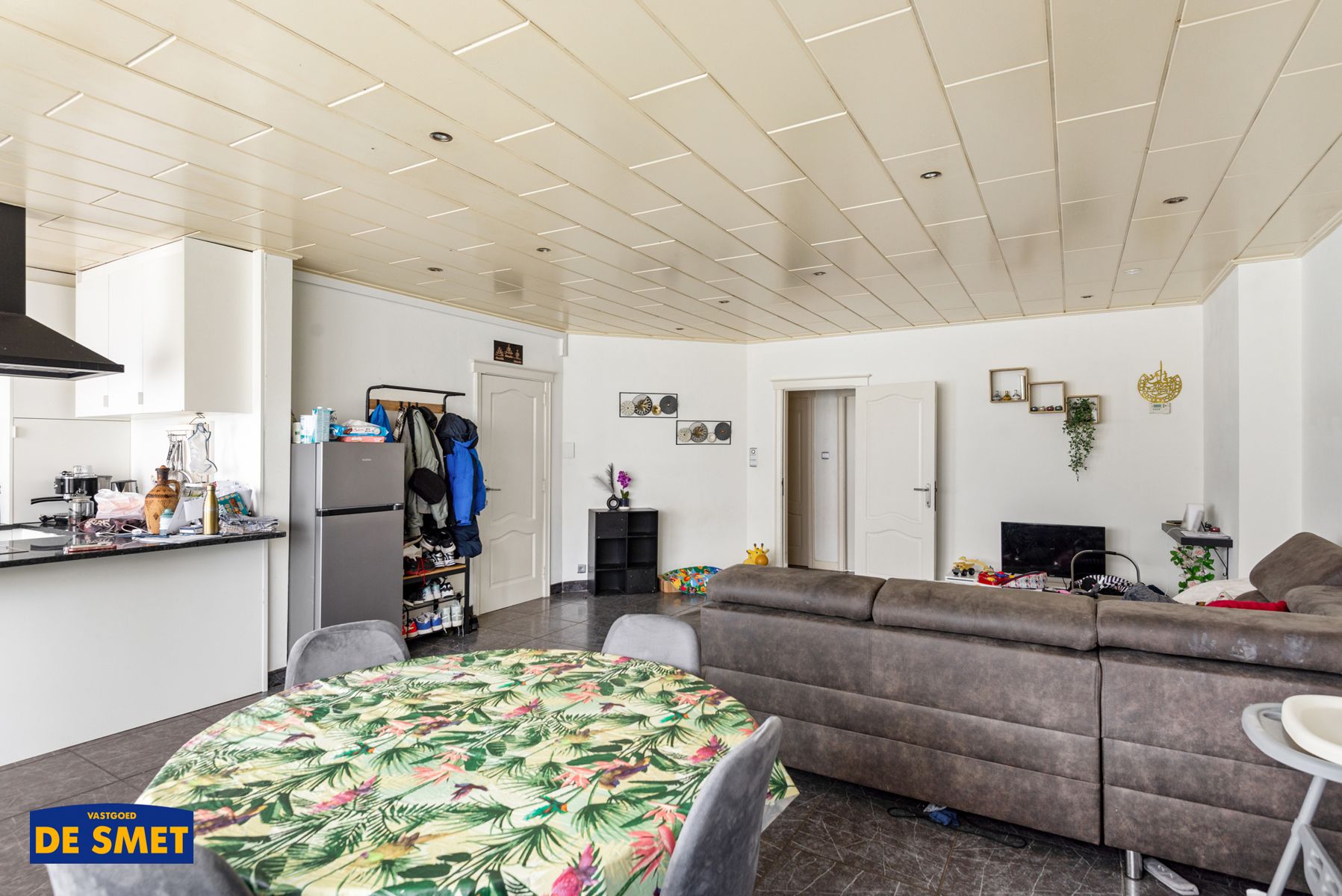 Appartement met zuidterras en 2 kelders in rustige buurt foto 2