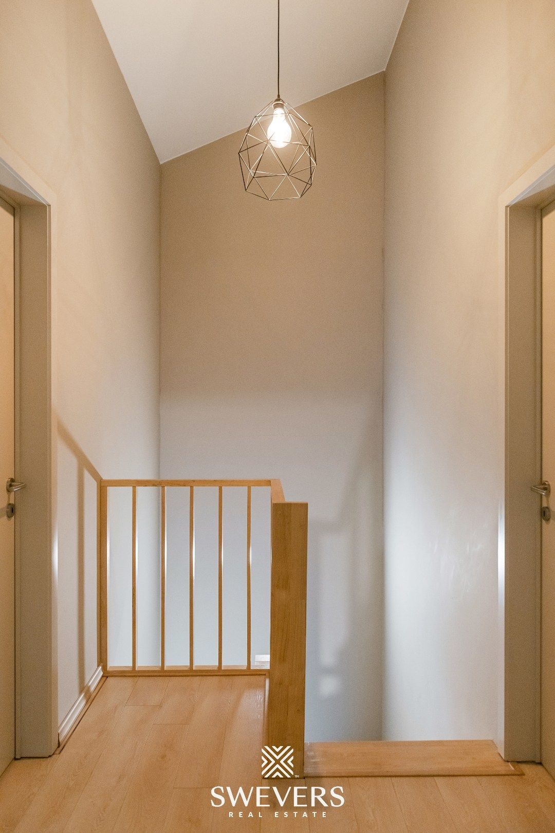 Instapklaar duplexappartement met 3 slaapkamers en ruim terras foto 21