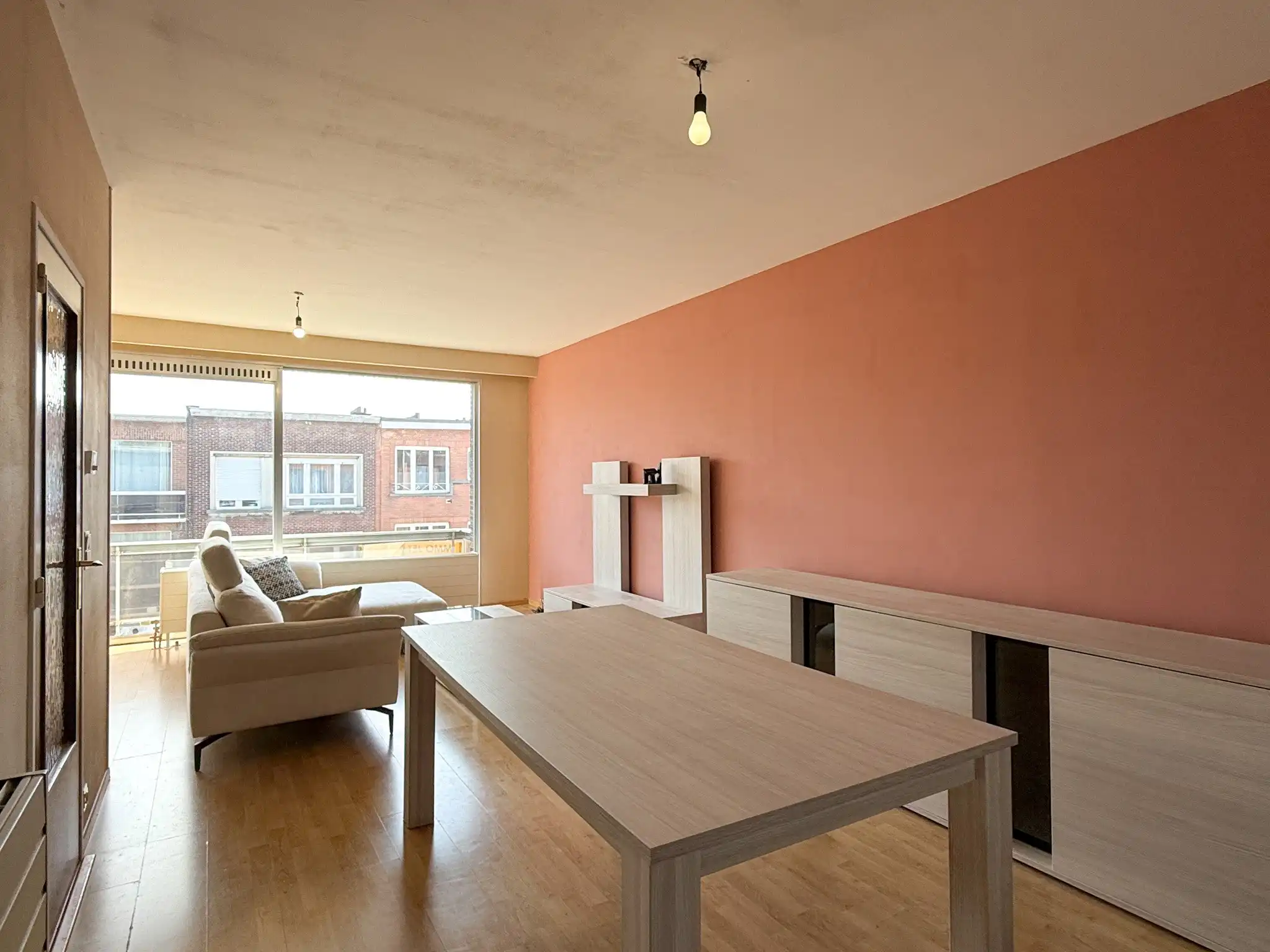 Appartement met twee slaapkamers, twee terrassen en garage foto 3