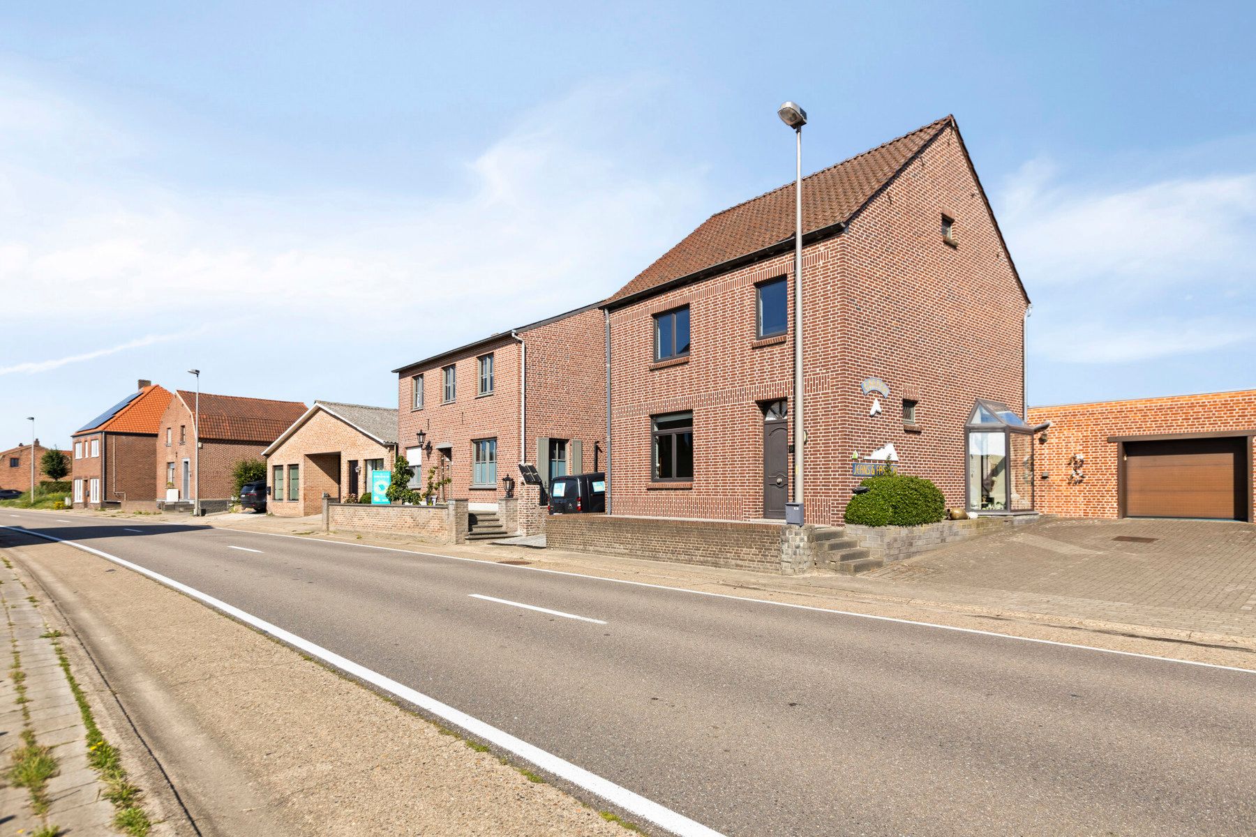 halfvrijstaande woning foto 2