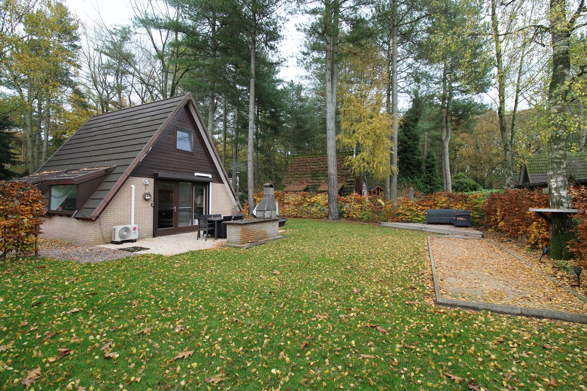 Vakantiewoning met 3 slaapkamers en ruime tuin op vakantiedomein Sonnevijver te Rekem! foto 13