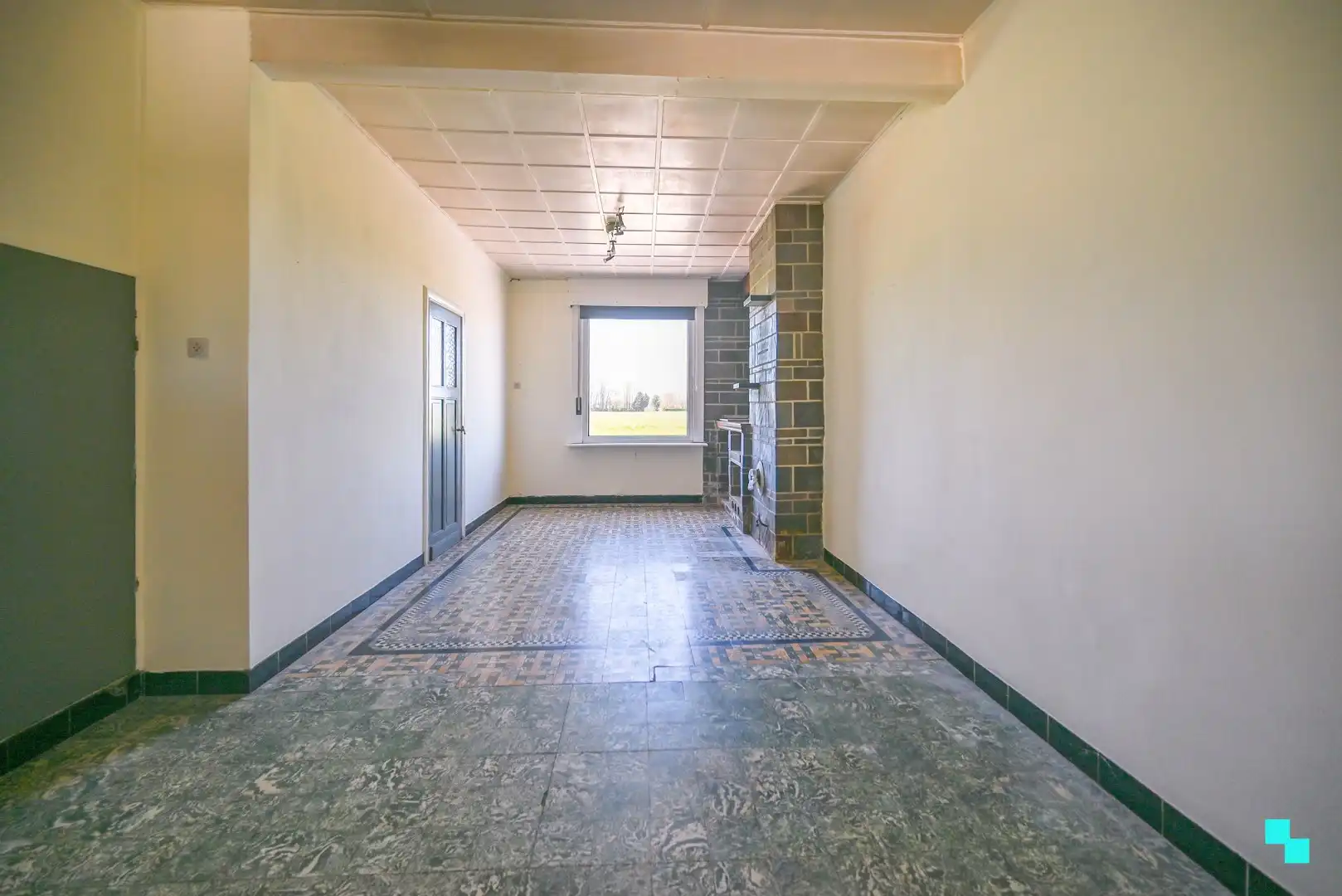 Landelijk gelegen, te renoveren woning op 1.767m² perceel foto 6