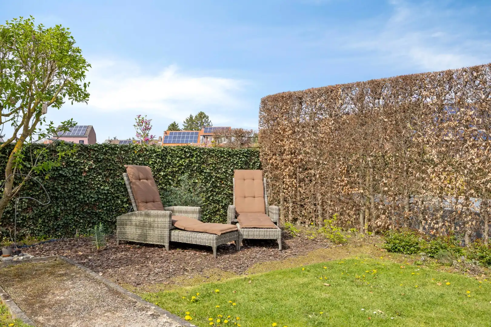 Rustig gelegen in MIllen Riemst, staat deze knappe woning met tuin te koop foto 27