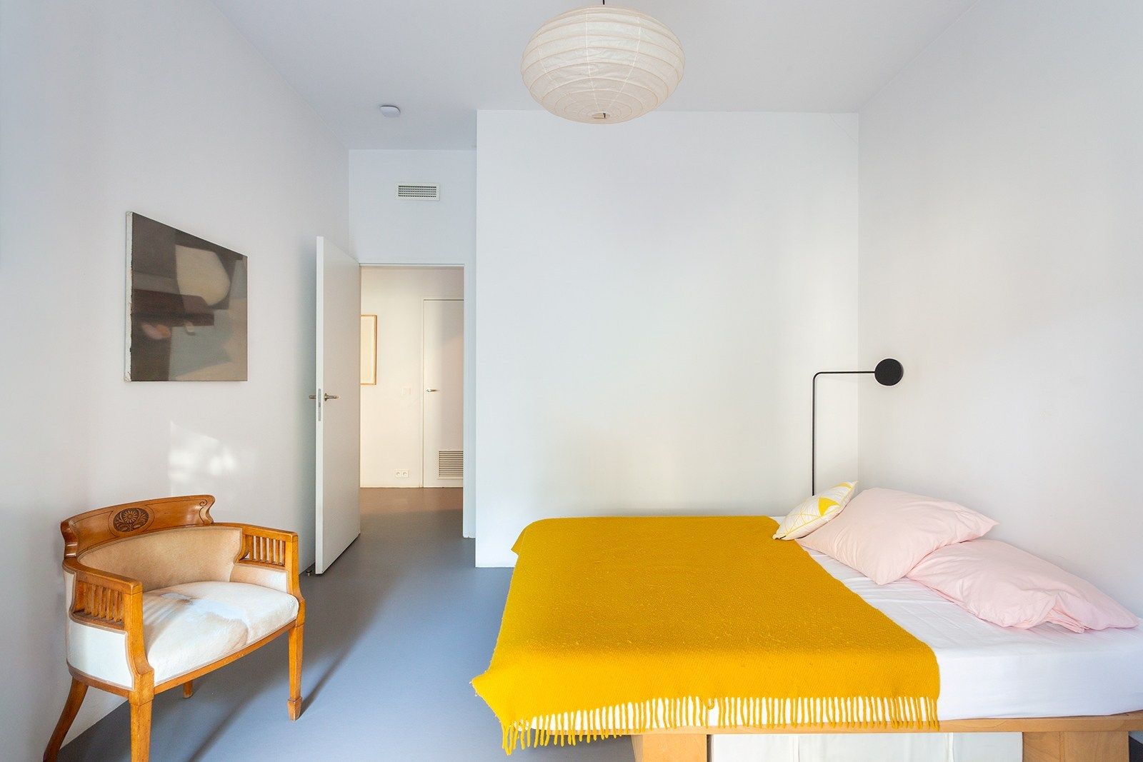 Architecturale parel met een zee van ruimte foto 18