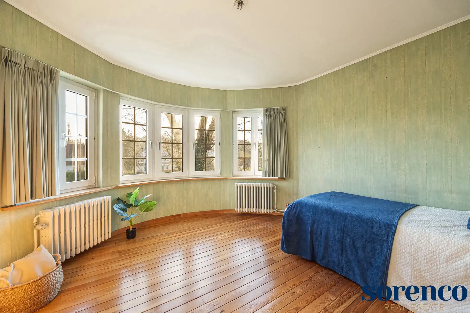 Charmante villa met zwembad op een mooi perceel  foto 26